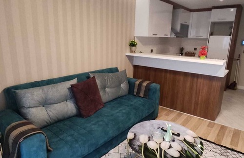 Esenyurt Apartment | شقه مكيفه غرفه وصاله بجوار مول مرمره بارك