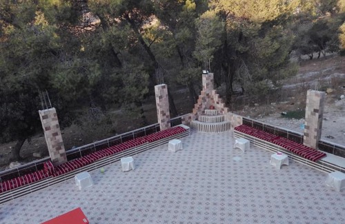 Umm Qais Apartment | عمارة ام قيس الاثرية السياحية