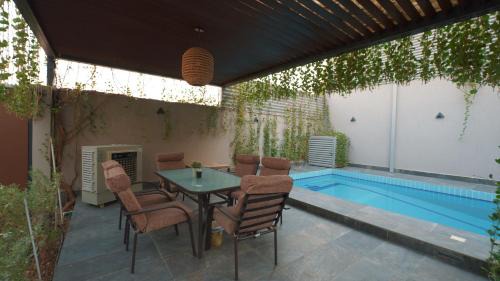 Riyadh Villa | فيلا راقية بتصميم حديث وسط الرياض