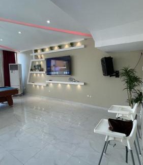 Dhahban Villa | فيلا هابي بيتش شاطى رملي وخاص