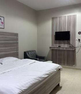 Al Qurayyat Hotel | قصر الحياة للشقق المخدومة