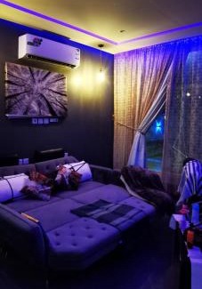 Gurayat Ski Chalet | منتجع سمايل