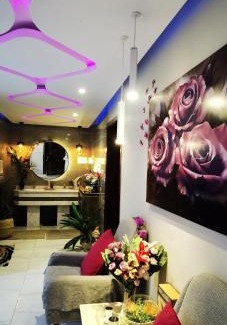 Gurayat Ski Chalet | منتجع سمايل