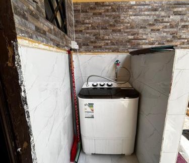 Al Kura House | منزل الصالحية الفندقي