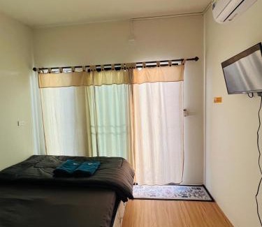 Chiang Dao House | ทุ่งเศรษฐีโฮมสเตย์แอนด์คาเฟ่