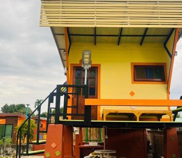 Chiang Dao House | ทุ่งเศรษฐีโฮมสเตย์แอนด์คาเฟ่