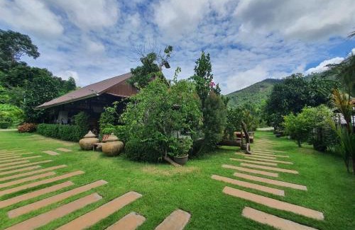 Mae Suai House | ธารธารา ออนเซน เชียงราย