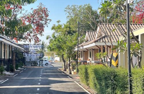 Buriram House | บุรีสอร์ต บุรีรัมย์ Burisort Burirum