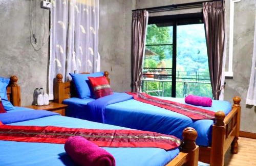 Mae On Bed & Breakfast | บ้านต้นไม้แม่กำปอง Baan TONMAI MAEKAMPONG