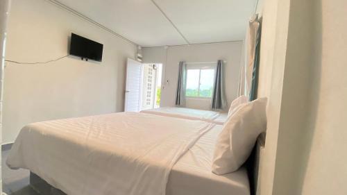 Samut Sakhon House | บ้านพรธรณีรีสอร์ทเขาใหญ่บ้านสไตล์โมเดิร์น-Baan Ponthoranee Resort Khao Yai