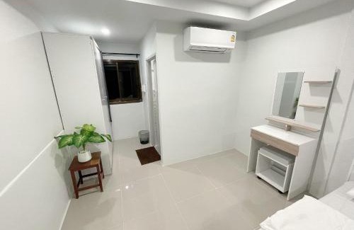 Phibun Mangsahan Apartment | บ้านพูลทรัพย์ที่พัก POONSUB TEEPAk