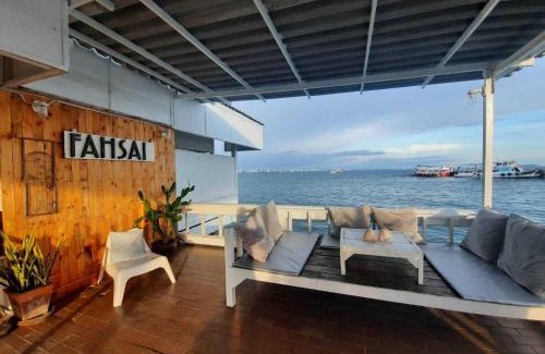 Koh Lan Bed & Breakfast | บ้านฟ้าใส รีสอร์ท เกาะล้าน