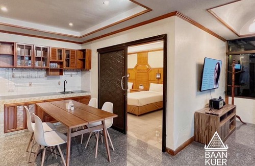 Nai Mueang Hotel | บ้านเกื้อ เดอะ ลิฟวิ่ง