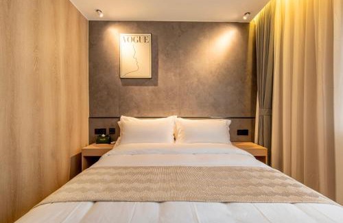 Changning Hotel | 一间森林酒店交通大学延安西路地铁站店
