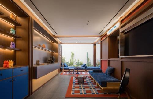 Kai Fu Hotel | 三贵三六酒店 Three Rich Hotel