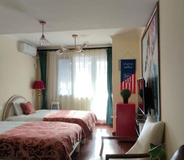 Miyun District House | 中庭凤翥民宿古北口水镇店