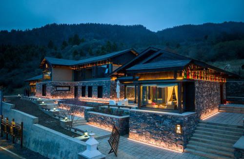 Yadu House | 九寨云裳
