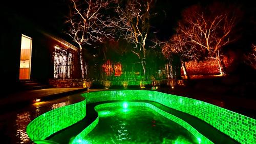 Huairou Cabin | 北京丛林里野奢汤泉酒店