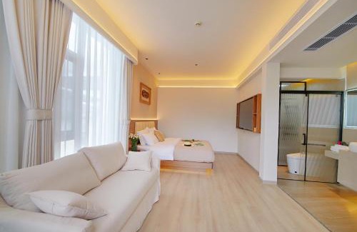 Dayan Old Town House | 夕露小榭南门机场大巴店Xiluxiaoxie MUXIN INN