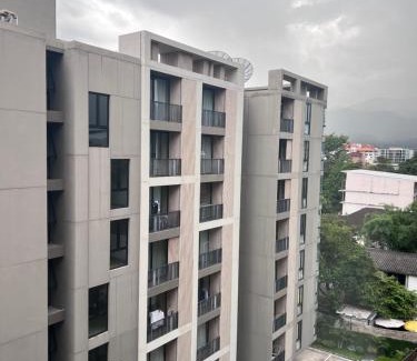 Huay Kaew Apartment | 宁曼路Palm springs parlor 高级公寓一居室