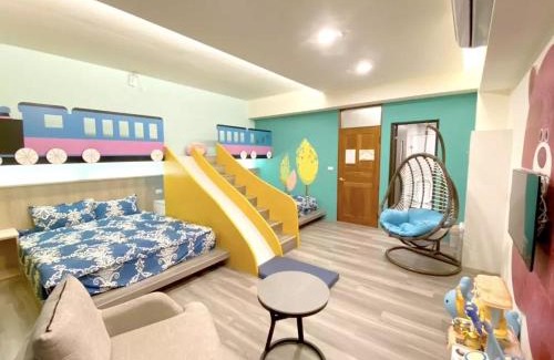 Zhushan House | 山田心溜滑梯民宿