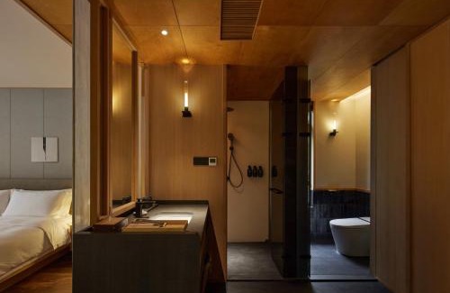 Panyu Hotel | 岁集见山 Suyab Mountain Encounter