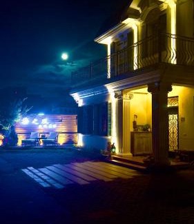 Jinning House | 海之風 玫瑰莊園 Sea&Wind Rose Manor