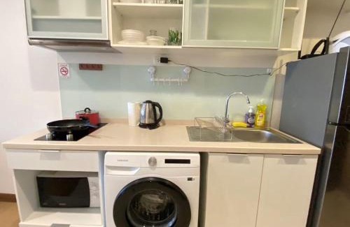 Chang Khlan Apartment | 清迈市区Astra condo 屋顶无边泳池可步行至夜市