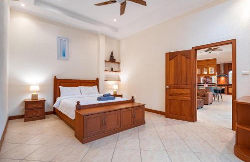 Jomtien Villa | 长住优惠-芭提雅市中心2卧泳池别墅，近网红悬崖餐厅Sky gallery步行街