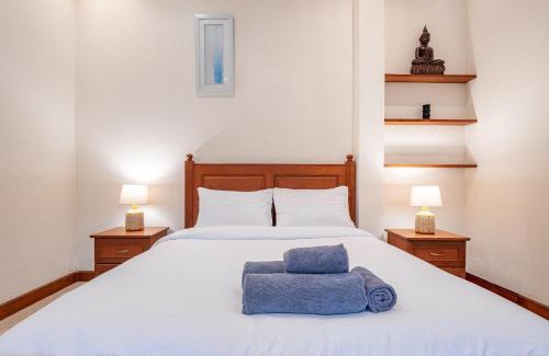 Jomtien Villa | 长住优惠-芭提雅市中心2卧泳池别墅，近网红悬崖餐厅Sky gallery步行街