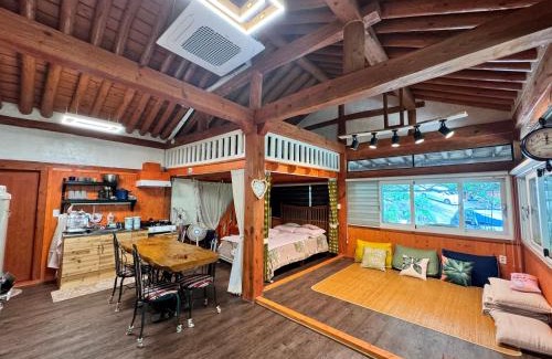 Gurye Cabin | 로뎀나무