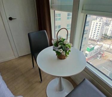 Haeundae Hotel | 바다스테이