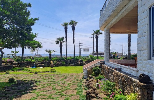 Seongsan Cabin | 제주 독채 펜션 스톤스테이(Stonestay Jeju)