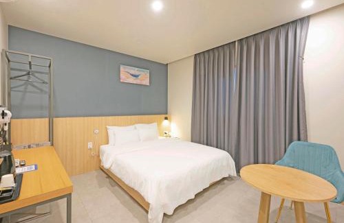 Palyong-dong Hotel | 창원 호텔 레오 팔용점