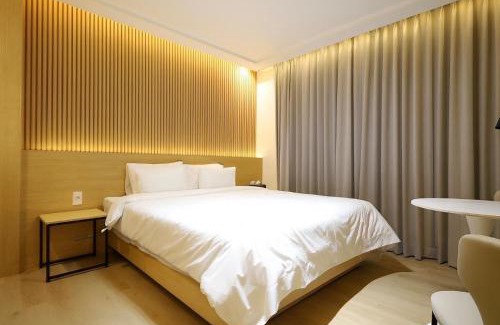 Mokpo Hotel | 파미유호텔