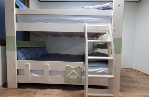 Nam-gu Apartment | 하우스오브겔러리-휴201옥상바베큐가능