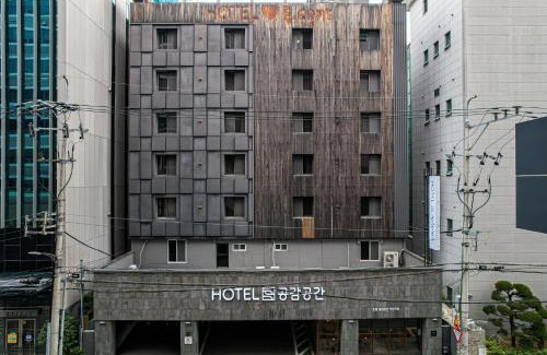 Jungang-dong Hotel | 호텔 공감공간 부산역점