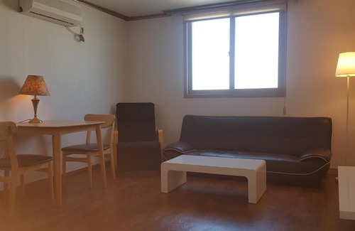 Okpo-dong Apartment | 휴먼레지던스south korea