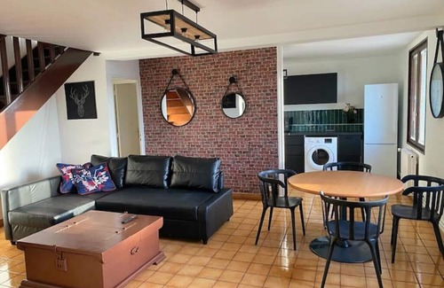 Cret de Roc Apartment | 014 CHIC & COZY LARGE DUPLEX APARTMENT 76m2 WIFI SMART TV NETFLIX & PANORAMIC VIEW