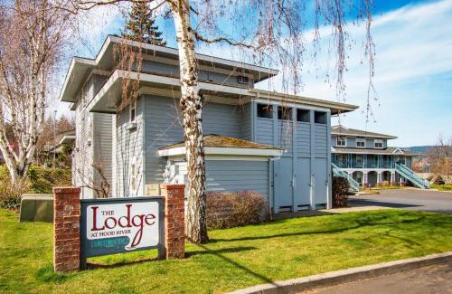 Hood River House | 04 Lodge