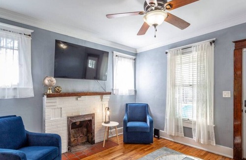 Northside House | 06) Views/Downtown/Extremely nice neighborhood