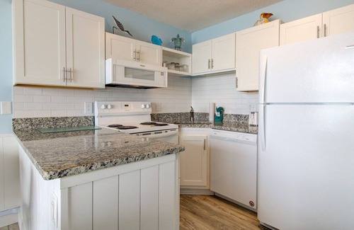Wilmington Beach Condo | 0711 Turtle Haven by Atlantic Towers