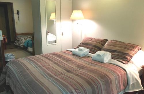 Glacier House | 09 - Snowline Lodge