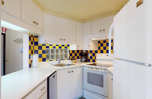 Beaupre Condo | 1-301 : Condo - 2 bedrooms - sleeps 6