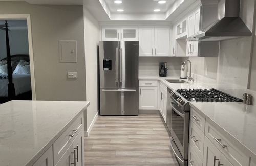 Huntington Beach Condo | 1.5 mi from beach, Gated Community, AC, Ground Level, Pool