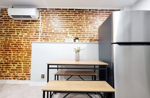 Downtown Baltimore Apartment | 1-BD Home near Stadiums Free Parking