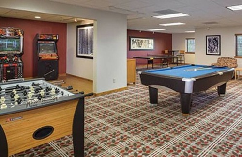 West Yellowstone Condo | 1 BD West Yellowstone Condominium sleeps 4