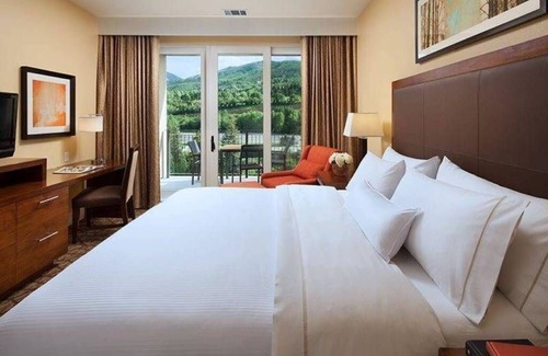 Avon Villa | 1 BDR Premium Villa