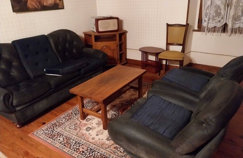 Saint-Pierre-la-Bourlhonne House | 1 Bedroom Private vacation home in Saint-Pierre-la-Bourlhonne