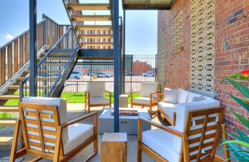 Central Oklahoma City Apartment | 1 Bed Big Apt in OKC Stockyards